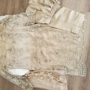 Pakistani/Indian Shalwar Kameez